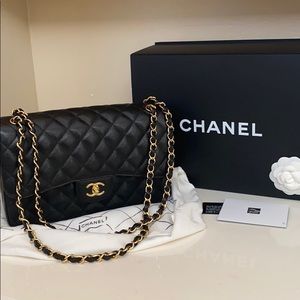 CHANEL Caviar Leather Classic Jumbo Double Flapbag